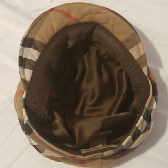 Burberry Tan Black White Plaid Newsboy Cap with Red Accent